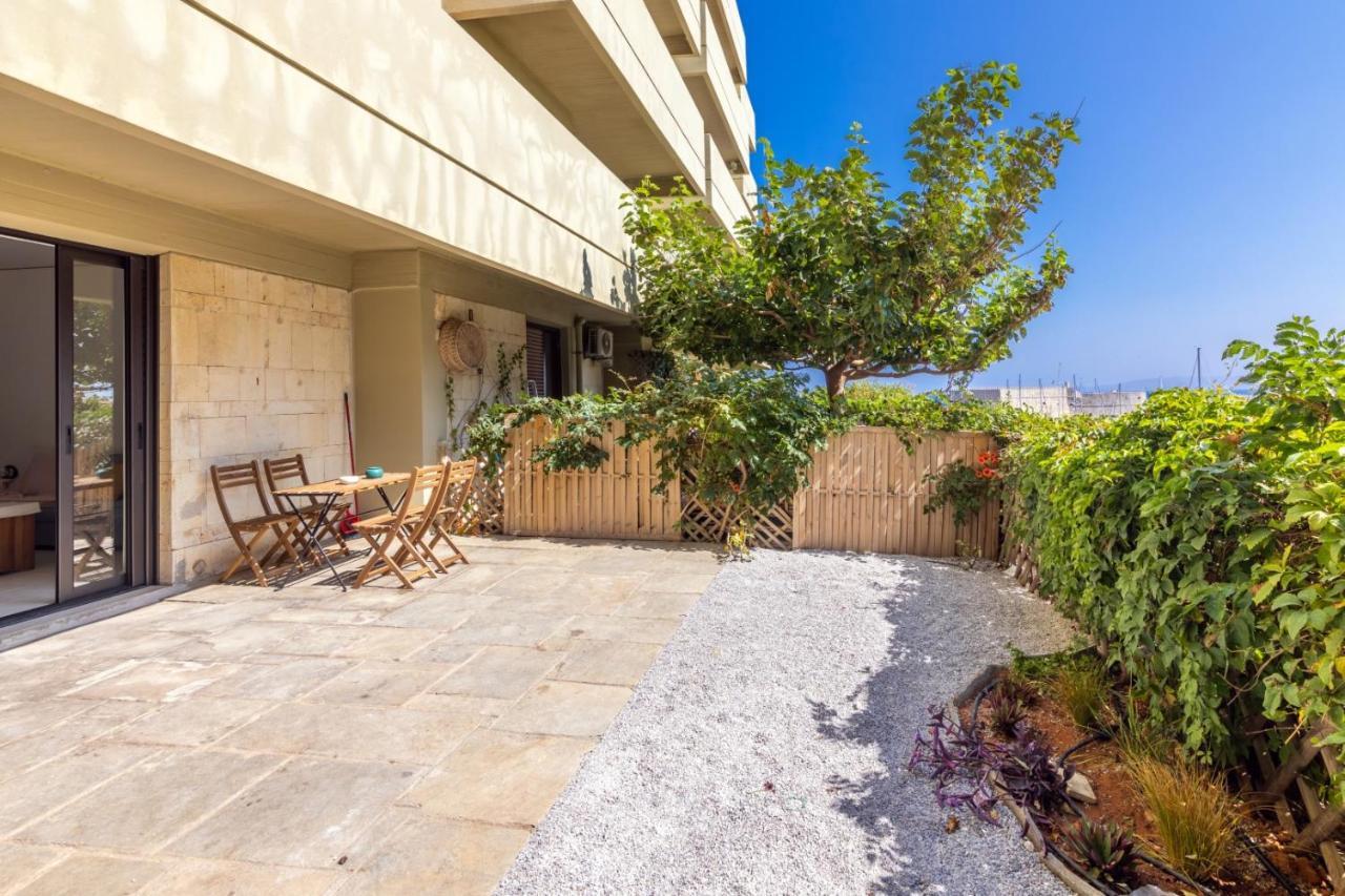 City Center With Free Parking And Port Side View Heraklion (Crete) Exterior foto